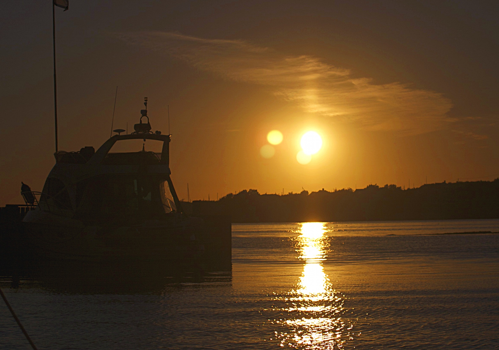 Båt i solnedgång